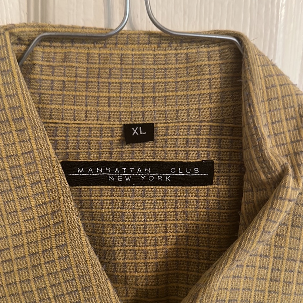 Nice button down XL - Picture 2 of 3